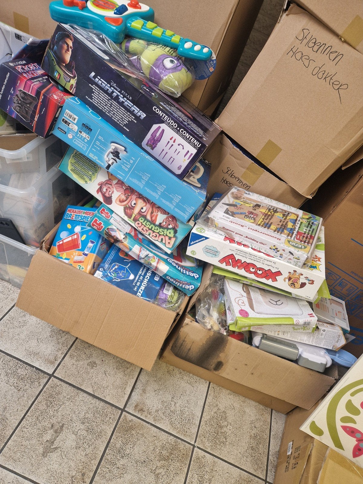 2 Dozen Nieuw Kinderspeelgoed - Ideaal voor Handel, Ophalen, Nieuw, Jongen of Meisje