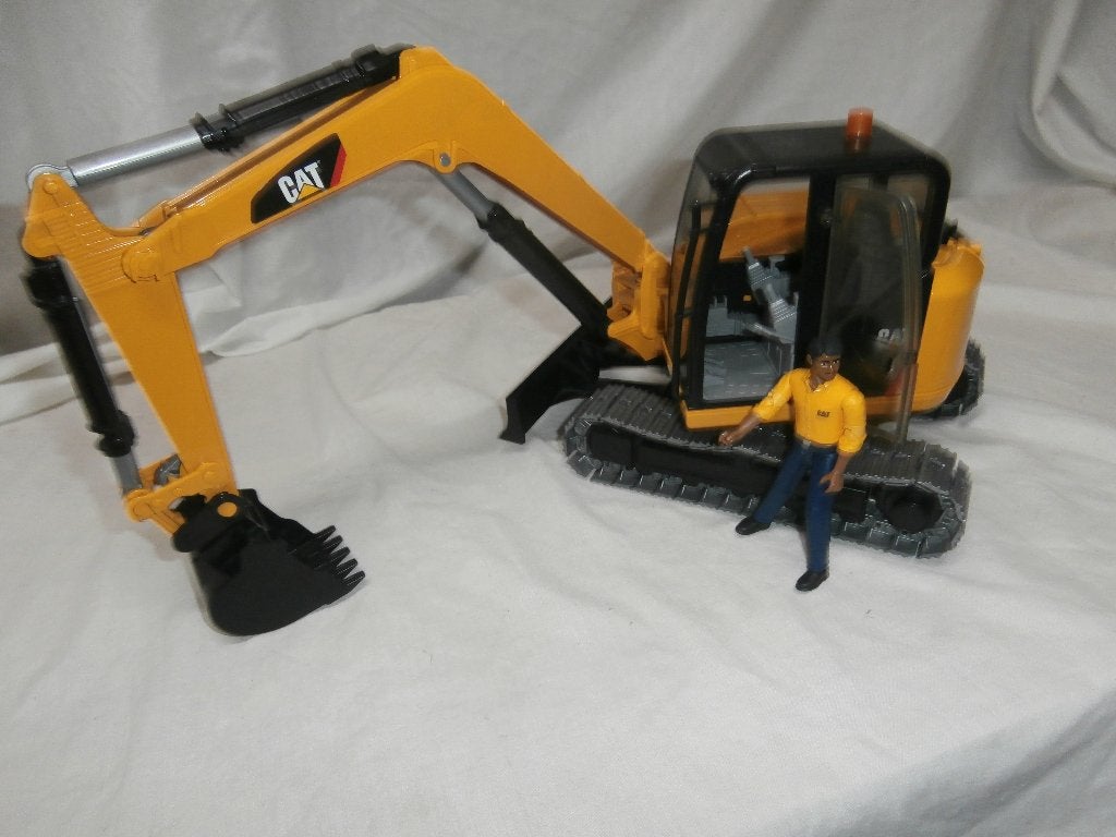 Bruder kranen, Ophalen, Zo goed als nieuw