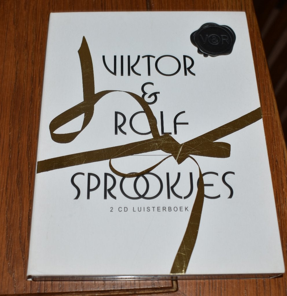 Viktor & Rolf Sprookjes - 2 CD Luisterboek, Boeken, Cd, Ophalen of Verzenden, Viktor & Rolf, Volwassene