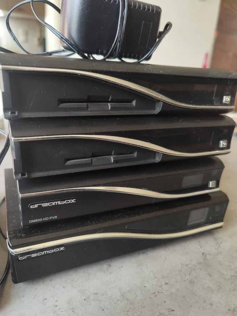 Dreambox DM800 HD-PVR Decoders met afstandsbedieningen, Ophalen of Verzenden, Gebruikt, Decoder