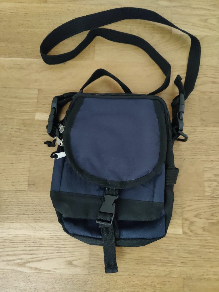 Schoudertas voor reisbescheiden/kostbaarheden, Blauw, Minder dan 40 cm, Minder dan 35 cm, Zo goed als nieuw