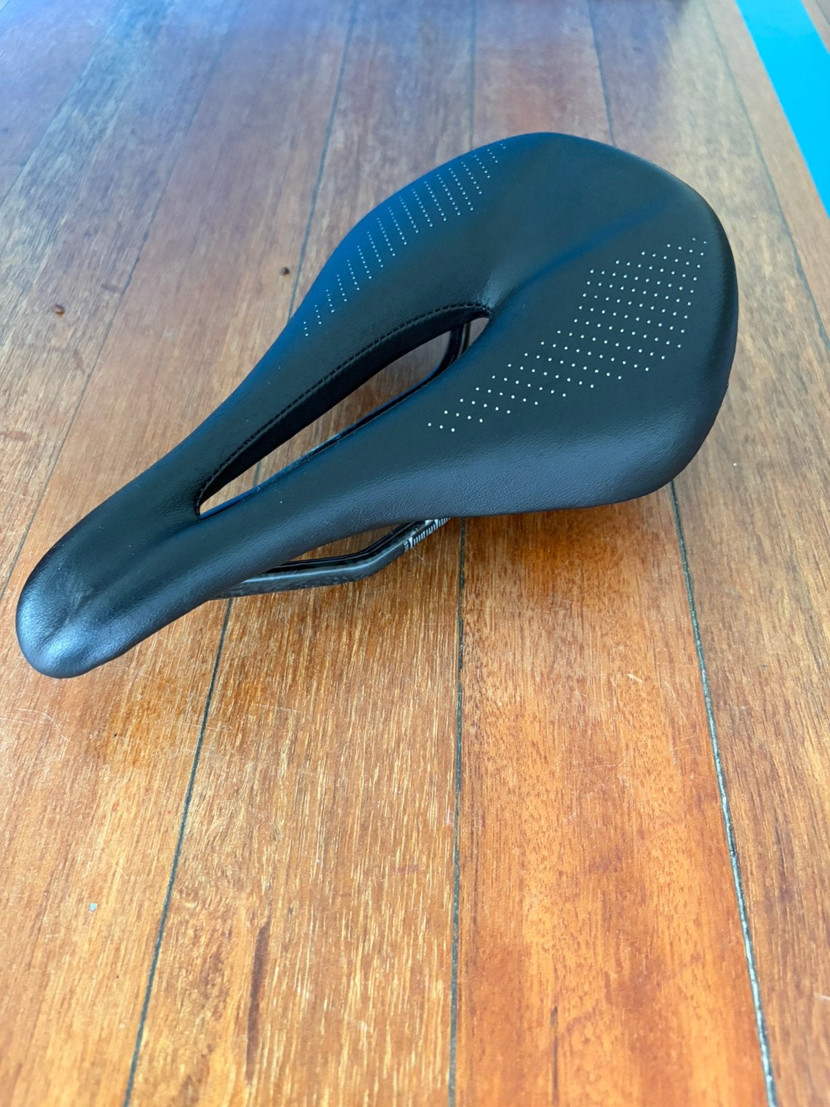 Carbon zadel – Vergelijkbaar Specialized Power – 143 mm, Overige merken, Racefiets, Ophalen of Verzenden, Zo goed als nieuw