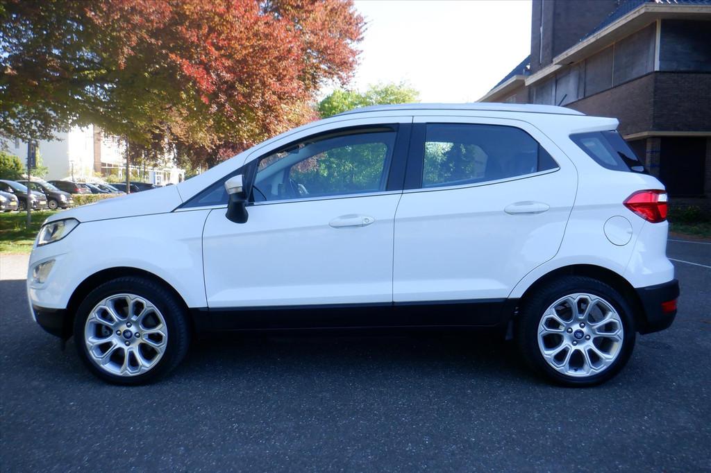 Ford Ecosport 1.0 EcoBoost 125pk AUT Titanium-CAMERA-TREKHAA, Automaat, Gebruikt, Zwart, Ecosport