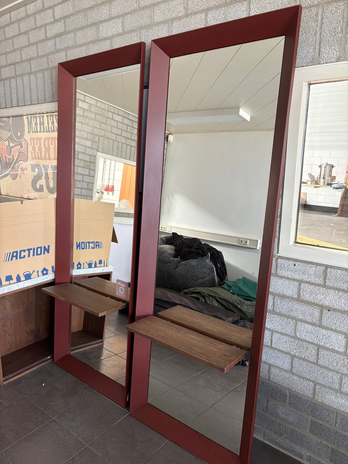 Kappers spiegel, Ophalen, Zo goed als nieuw