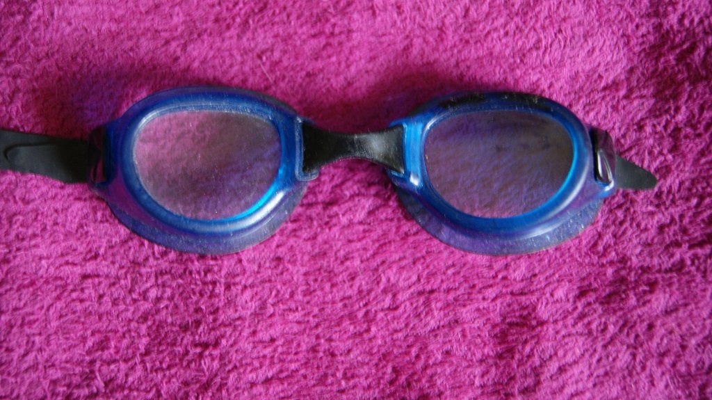 Te koop: zwembrilletjes, Ophalen of Verzenden, Gebruikt, Duikbril of Snorkel