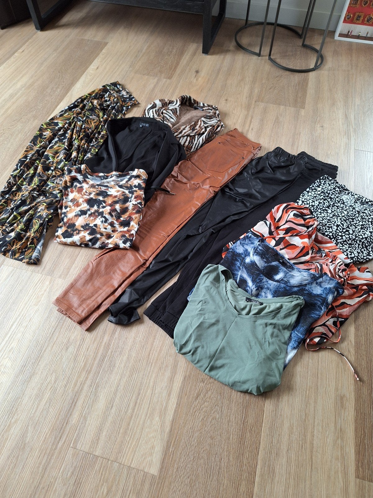 Kledingpakket Norah 11 delig - Diverse items en maten, Ophalen of Verzenden