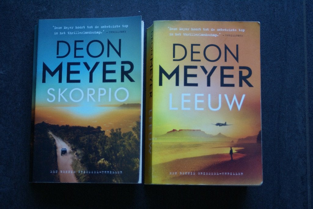 SKORPIO   2026  &  LEEUW   2024..... Deon Meyer, Boeken, Thrillers, Zo goed als nieuw, Ophalen of Verzenden