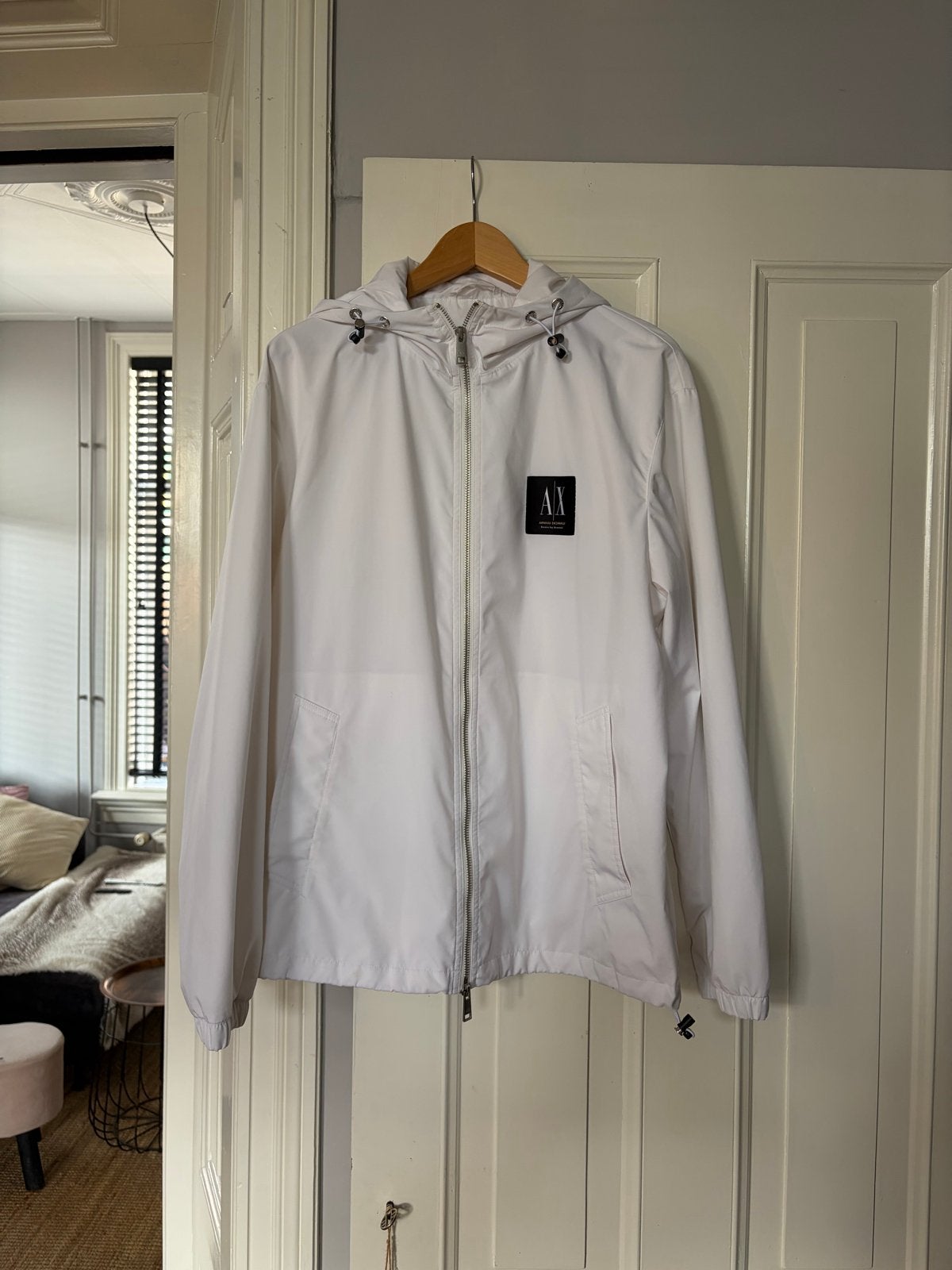 Witte hippe Armani Exchange zomerjas met capuchon - maat L, Ophalen of Verzenden, Zo goed als nieuw, Maat 52/54 (L), Wit