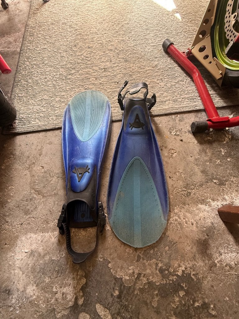 Buiten vinnen blauw maat Regular., Watersport en Boten, Duiken, Ophalen of Verzenden, Gebruikt, Zwem- of Duikvliezen