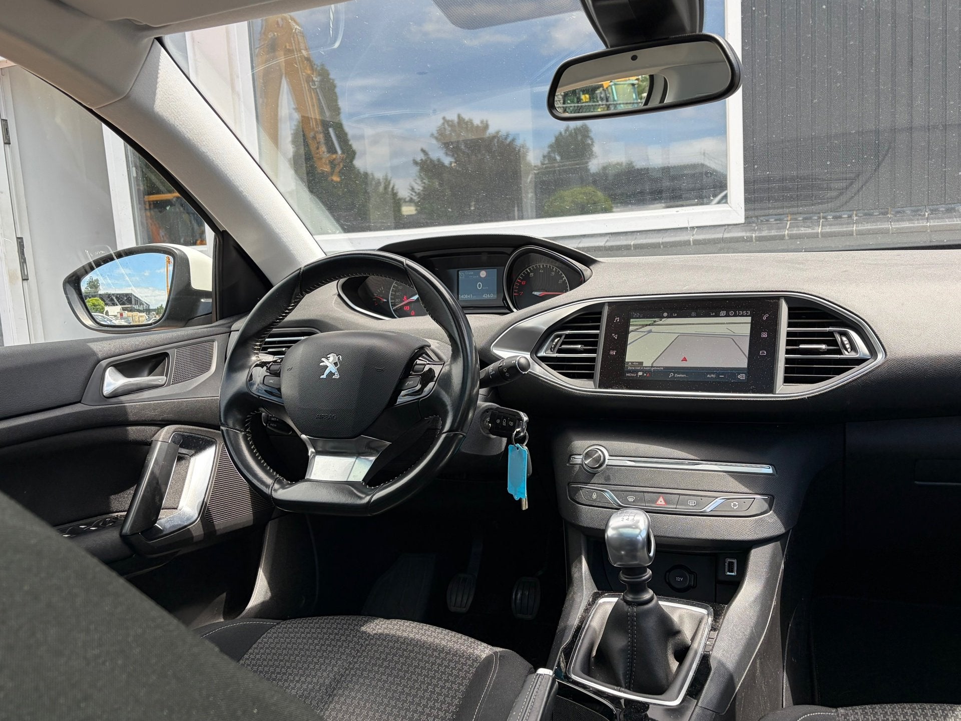 Peugeot 308 1.2 PureTech Blue Lease Executive / Pano / Parel, Auto's, Peugeot, Voorwielaandrijving, Gebruikt, Euro 6, 1199 cc