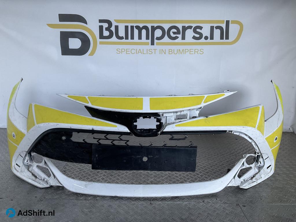 Bumper Toyota Corolla 18-24 pdc 52119-02J90 Voorbumper D4-17, Bumper