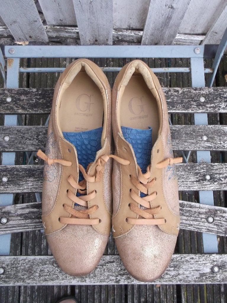 Nieuwe vergulden schoenen van Grotesque (maat 42), Ophalen of Verzenden, Nieuw, Overige kleuren