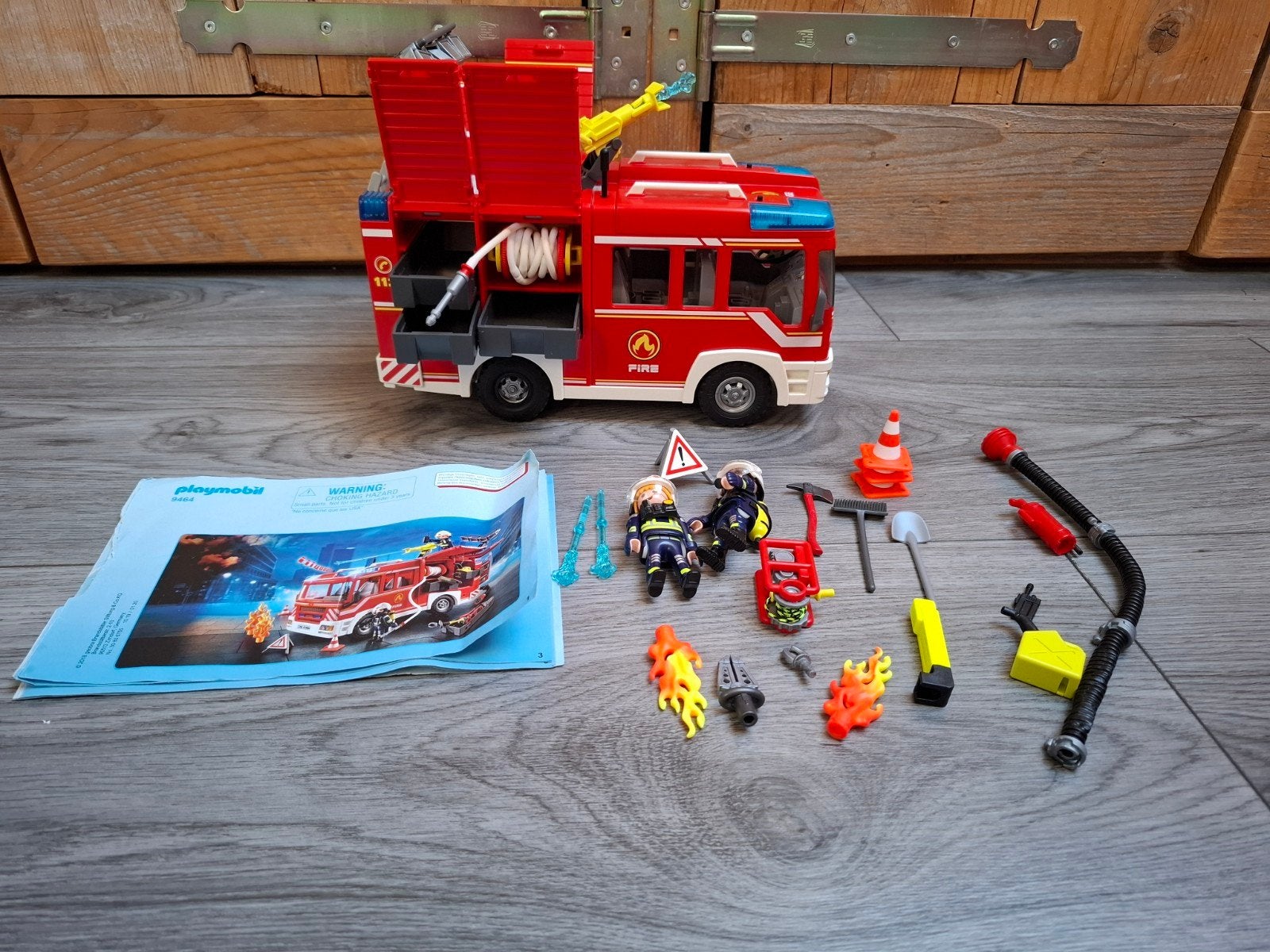 playmobil brandweerkazerne 9464, Kinderen en Baby's, Gebruikt, Complete set, Voertuig, Ophalen of Verzenden
