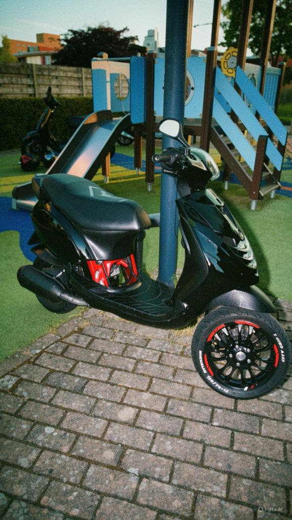 Zip 172 lc brom, Ophalen, Tweetakt, Maximaal 45 km/u, Zip