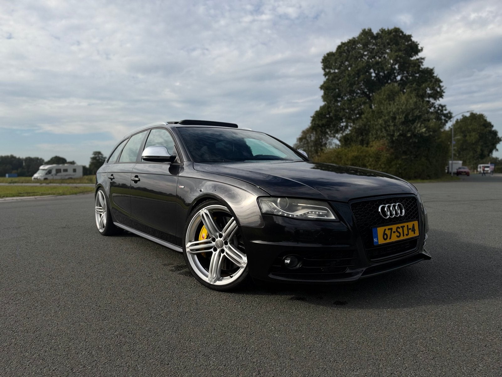 Audi A4 3.0 TDI Quattro /Pano/B&O/stoelverw/keyless/Bilstein, Auto's, Automaat, 197 €/maand, A4, 14 km/l
