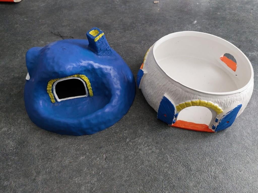 Smurfenhuis vintage let op het dak!, Ophalen of Verzenden, Gebruikt, Overige Smurfen, Huisje of Attribuut