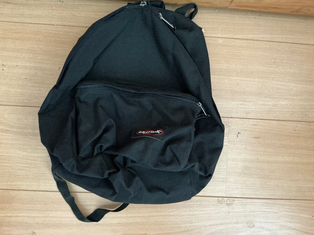 Te koop rugtas eastpak, 40 cm of meer, Ophalen of Verzenden, Zo goed als nieuw, Trekking