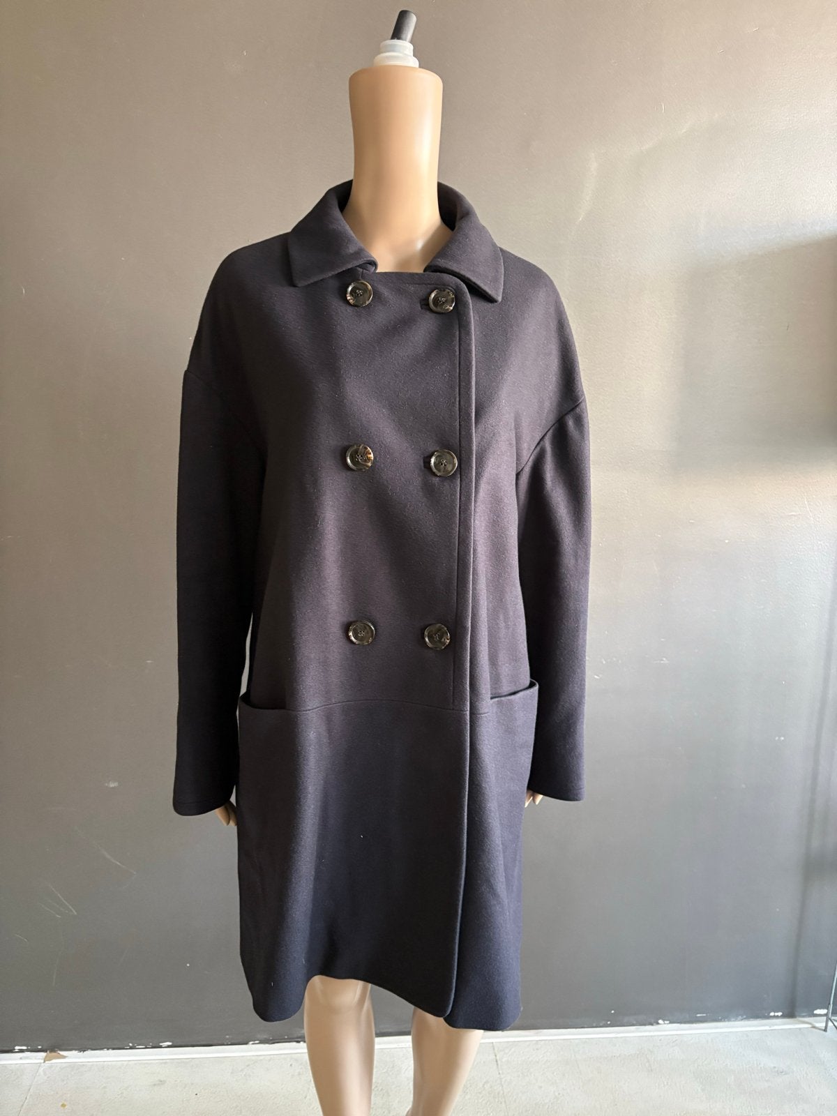 French Connection donkerblauwe wollen Jas - Maat 44 (L), Kleding | Dames, Verzenden, Zo goed als nieuw, Maat 42/44 (L), Blauw
