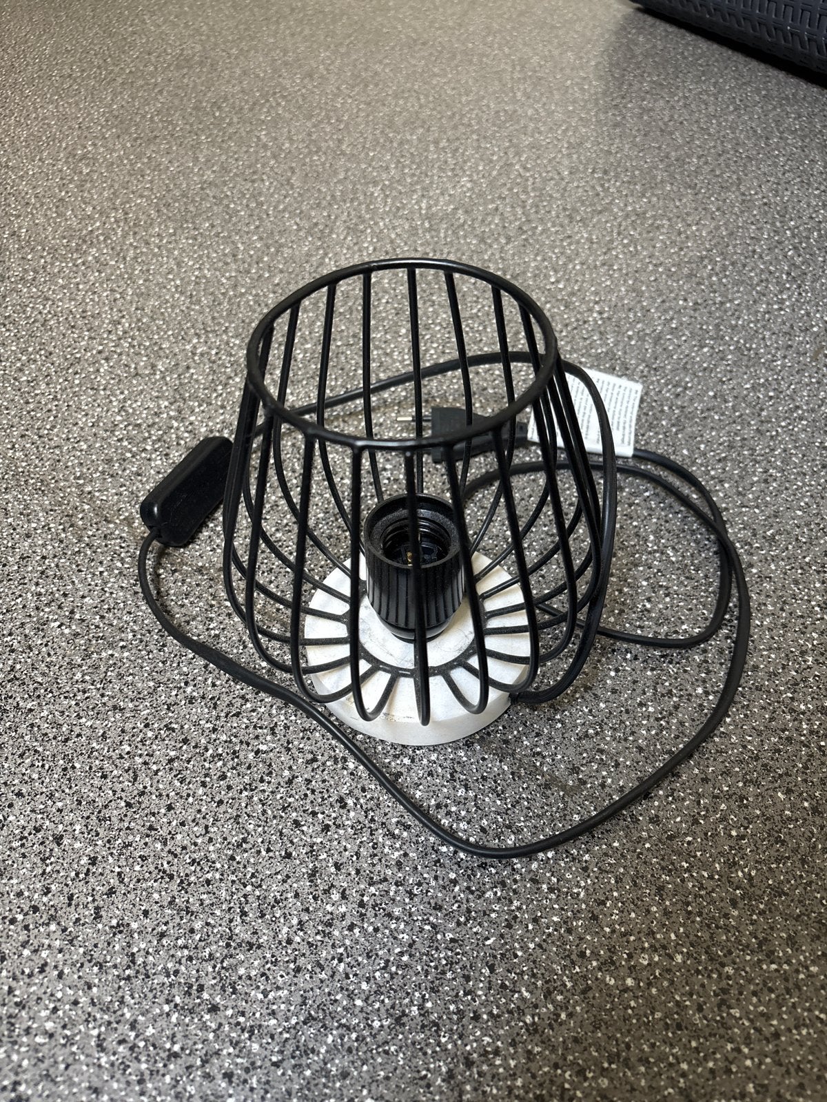 Zwarte draadlamp met E27 fitting en schakelaar, Huis en Inrichting, Lampen | Overige, Overige merken, Gebruikt, Zwart, Industrieel
