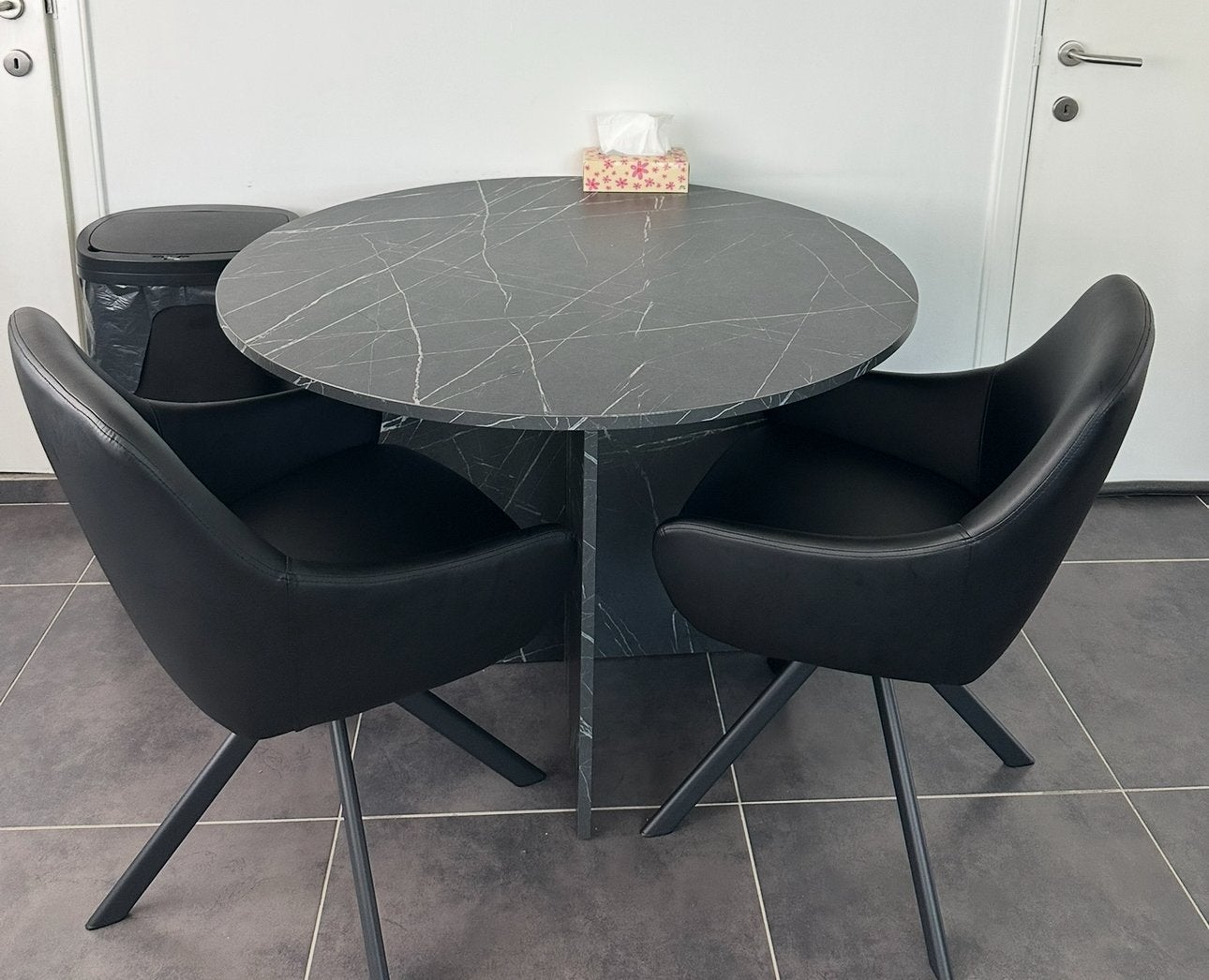 Eettafel inclusief 2 stoelen, Ophalen, Zo goed als nieuw, Rechthoekig, 50 tot 100 cm