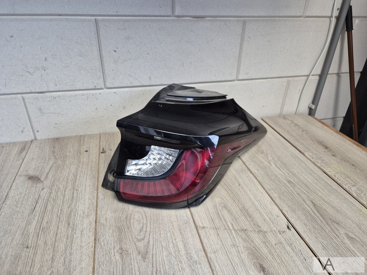 Toyota Yaris 2020 - 2025 achterlicht rechts schadevrij €150, Gebruikt, -, -, Ophalen of Verzenden