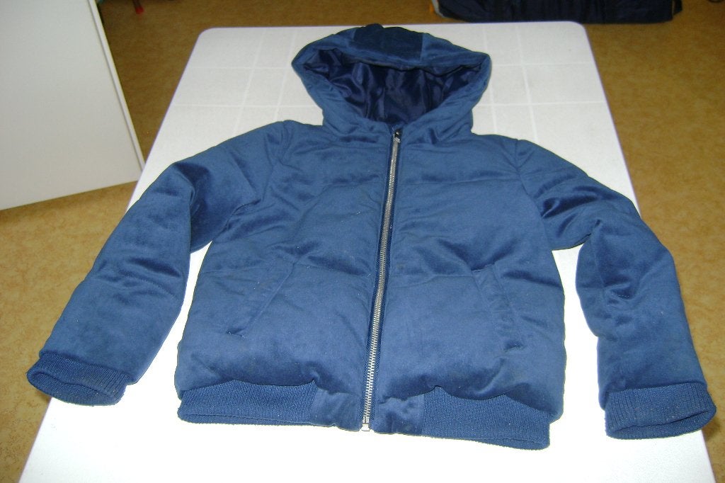 donker blauw winterjasje mt 110 van c&a met 2zakjes polomino, C&A, Ophalen of Verzenden, Zo goed als nieuw, Jongen