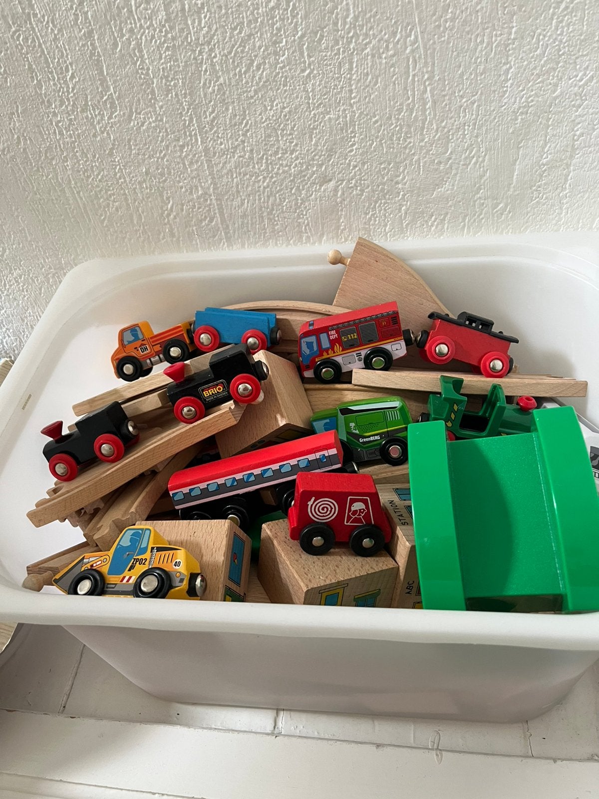 Houten speelgoedtrein, Ophalen of Verzenden, Zo goed als nieuw
