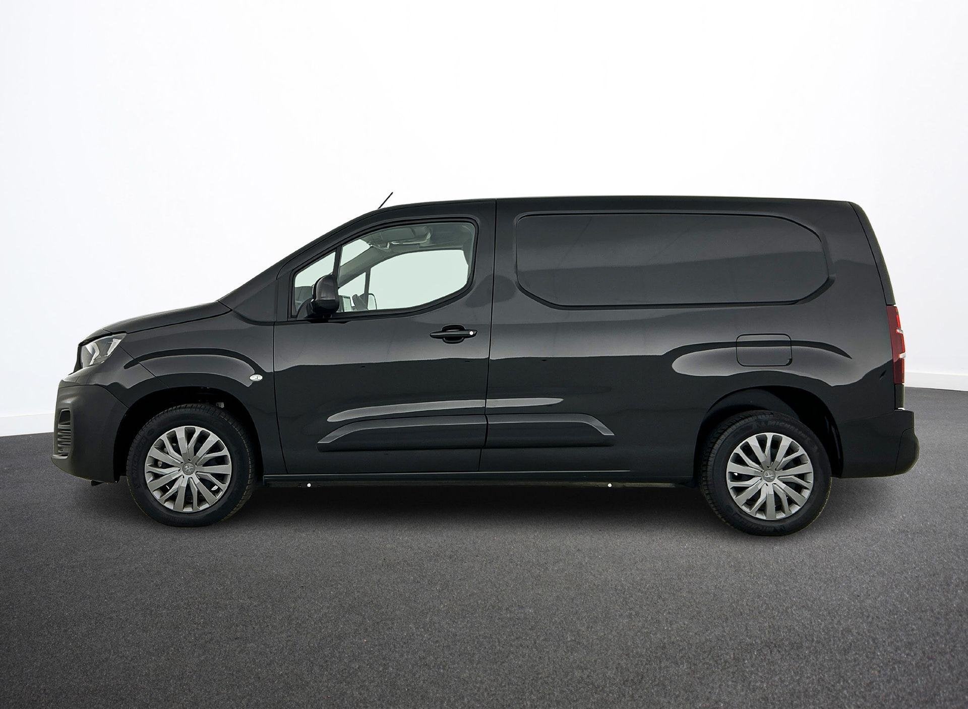 Peugeot Partner 1.5 BlueHDi 100 S&S L2 Airco Bluetooth Parke, Voorwielaandrijving, 1030 kg, Gebruikt, Euro 6