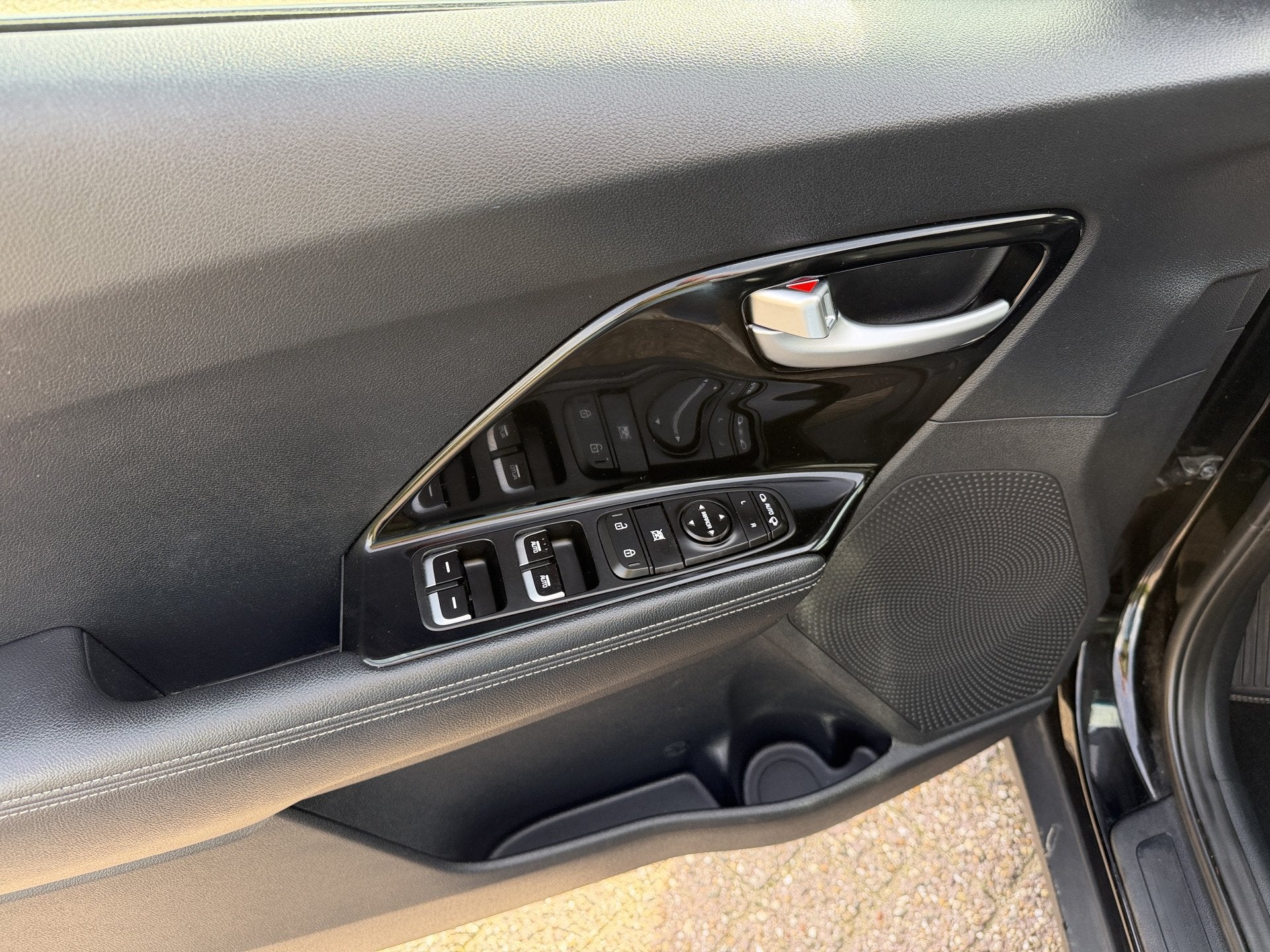 Foto 7 van Kia Niro 1.6 GDi Hybrid DynamicLine Carplay/Clima/Cruise