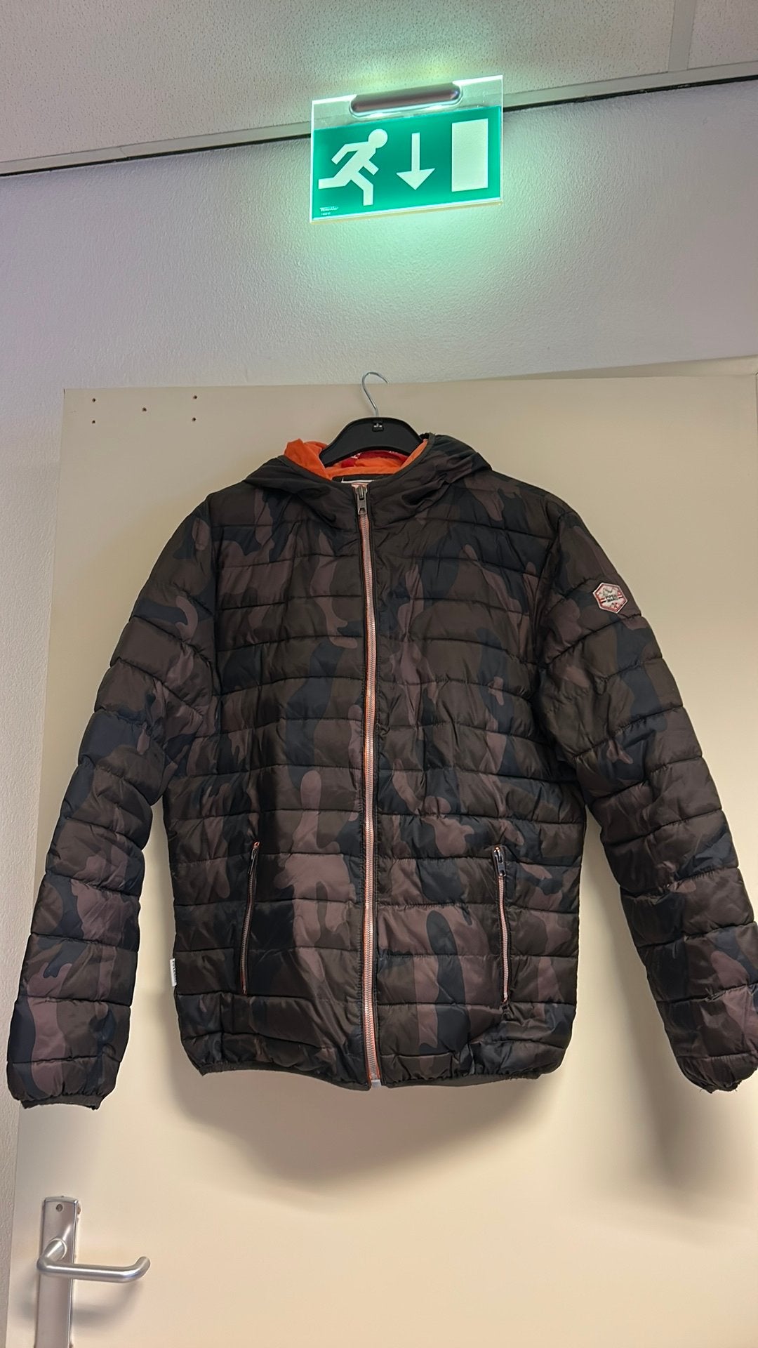 Mooie stoere winterjas van Piper Maru, L, camouflage, Ophalen of Verzenden, Zo goed als nieuw, Maat 52/54 (L), Meerkleurig