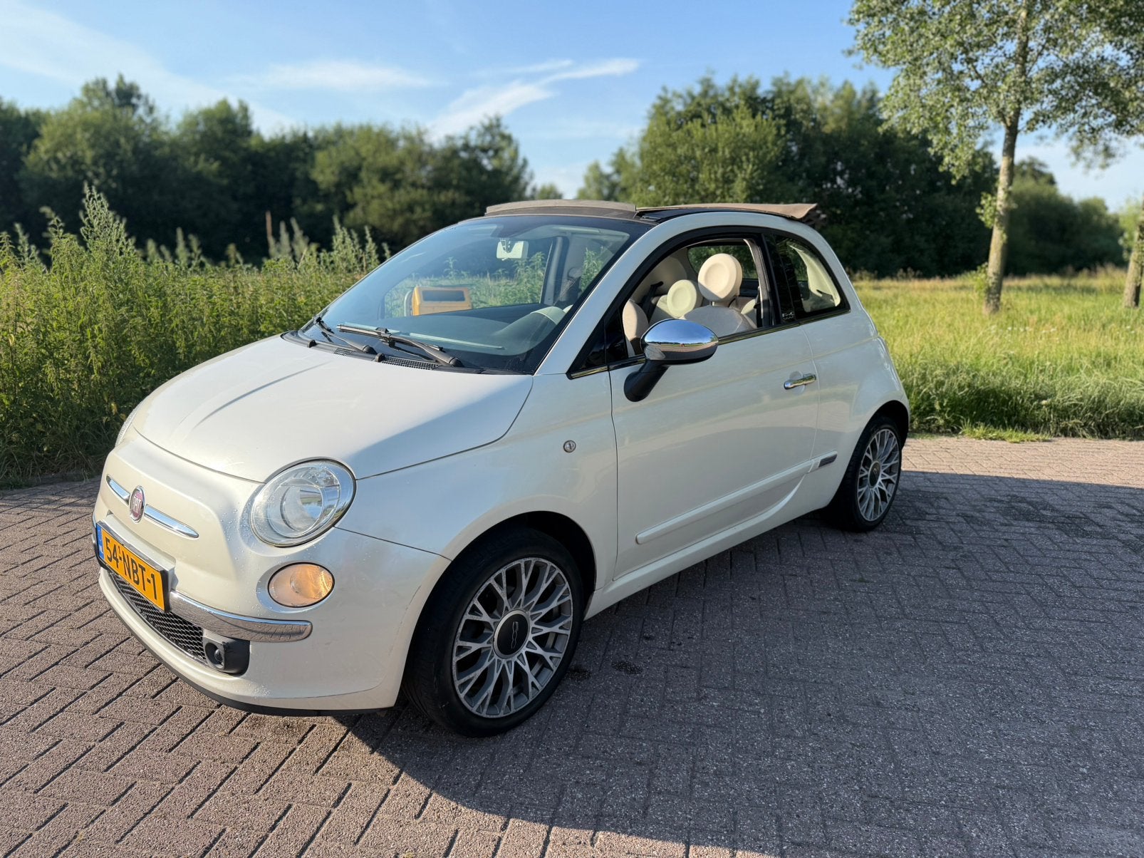 Fiat 500C 1.2 - Automaat - Airco apk 11/2026, 1242 cc, 4 cilinders, Leder en Stof, Wit
