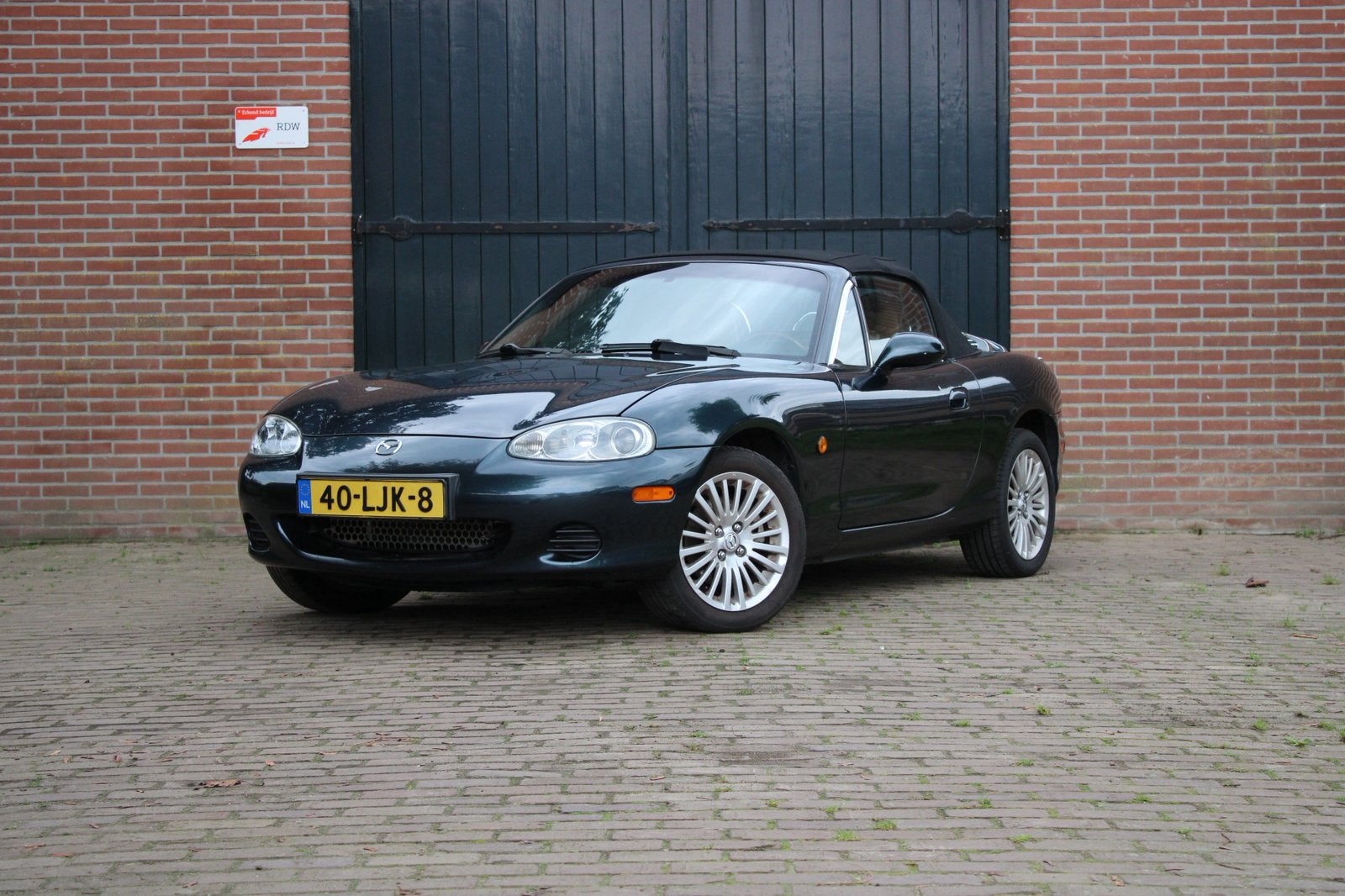 Mazda MX-5 1.8 I 2005 Stoelerw / Nwe APK ZELDZAAM!!, 145 pk, Achterwielaandrijving, 40 €/maand, 4 cilinders
