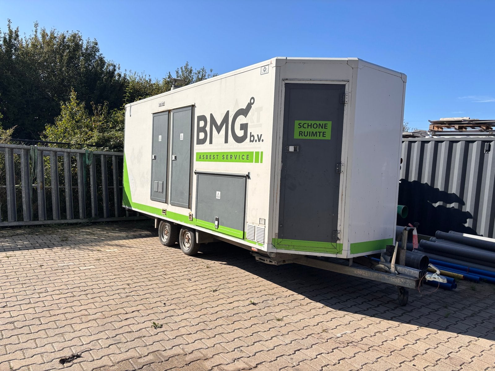 Decontaminatie Unit / Asbestsanering, Ophalen, Gebruikt