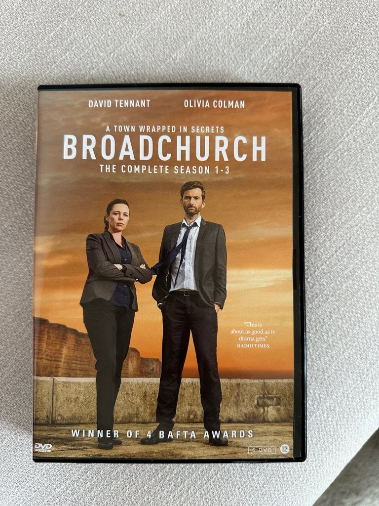 Broadchurch dvd-box drie seizoenen, Cd's en Dvd's, Engels, Vanaf 16 jaar, Ophalen of Verzenden, Zo goed als nieuw