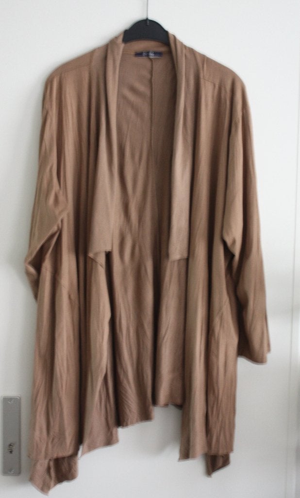 beige suedelook vest maat xl-2xl, Ophalen of Verzenden, Gedragen, Maat 46/48 (XL) of groter, Beige