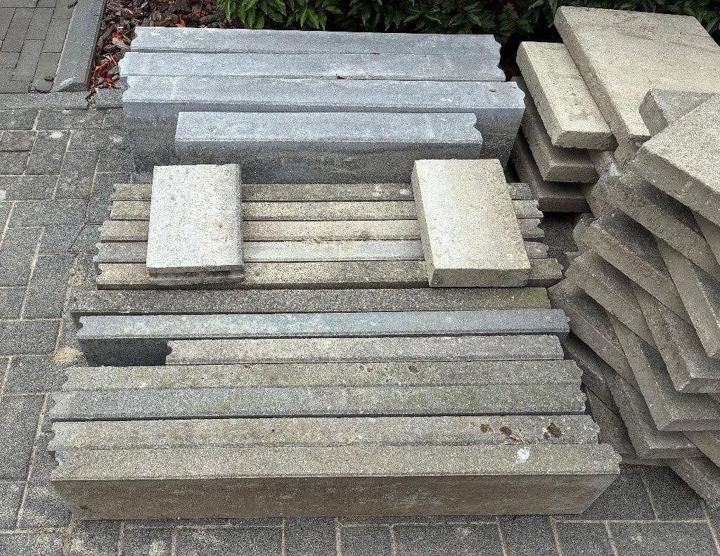 Betonbandjes, Tuin en Terras, Tegels en Klinkers, Ophalen, Gebruikt, Overige typen, Minder dan 5 m²