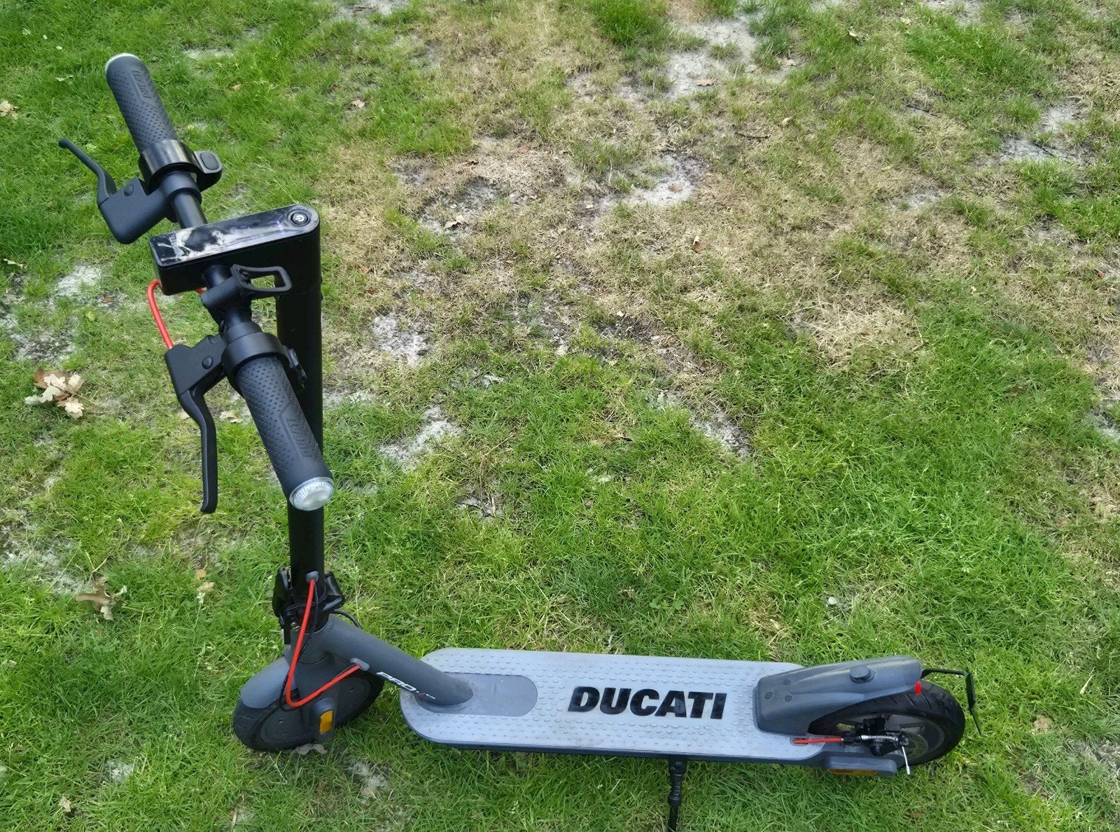 Ducati pro-1Evo, Ophalen of Verzenden, Zo goed als nieuw, Elektrische step (E-scooter)
