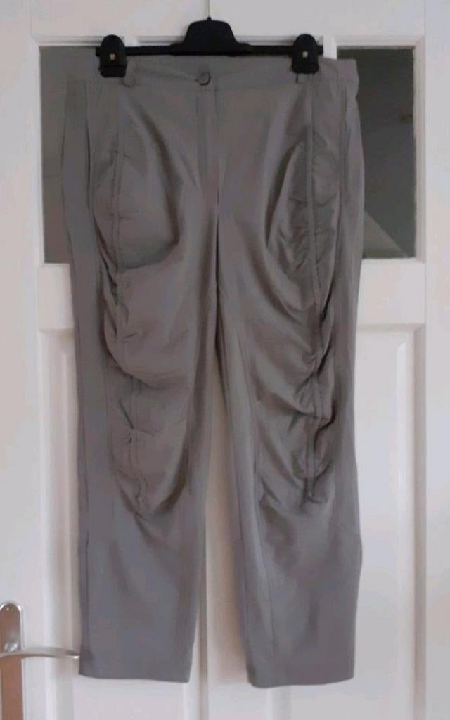 Elsewhere grijze broek van travelstof maat XL, Kleding | Dames, Broeken en Pantalons, Elsewhere, Maat 42/44 (L), Ophalen of Verzenden