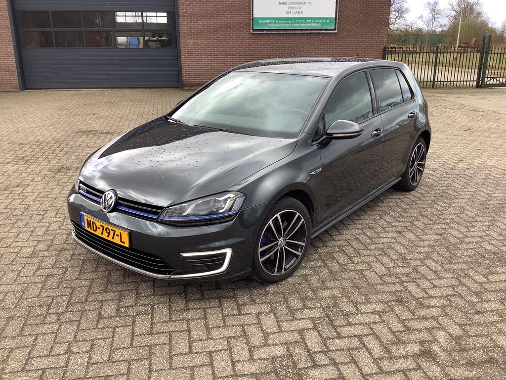 Volkswagen Golf 1.4 TSI Phev 204pk 5D DSG 2016 Zwart, Auto's, Volkswagen, Euro 6, Zwart, 1499 kg, 149 pk