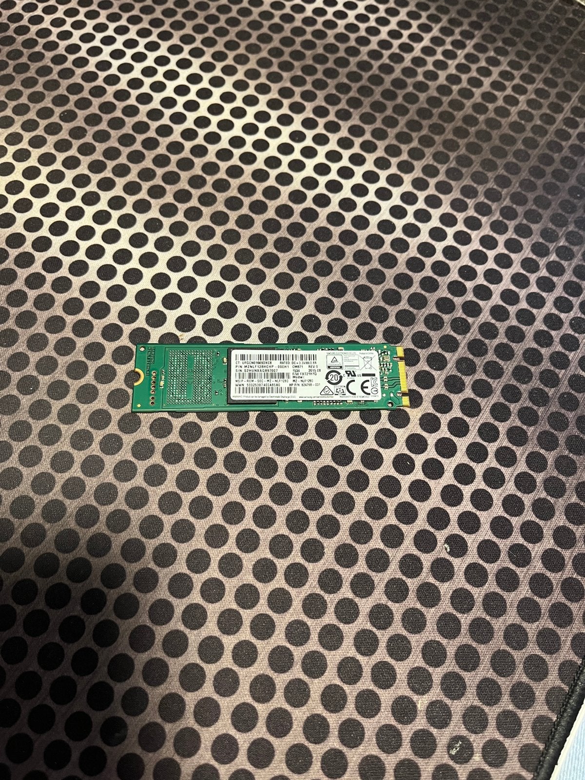 Samsung 128 gb ssd, Ophalen of Verzenden, Zo goed als nieuw