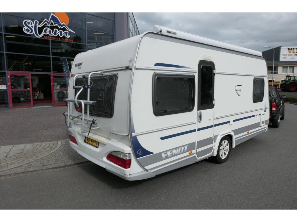 Fendt Bianco 445 SFB inclusief mover, Caravans en Kamperen, Kachel, Rondzit, Overige typen, Tot en met 4