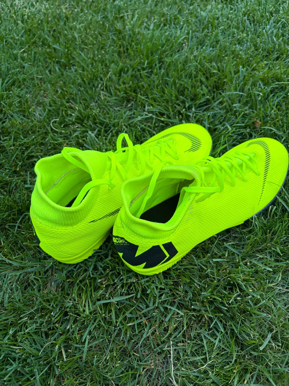 Nike Mercurial zaalschoenen - Maat 40,5, Ophalen, Zo goed als nieuw, Schoenen