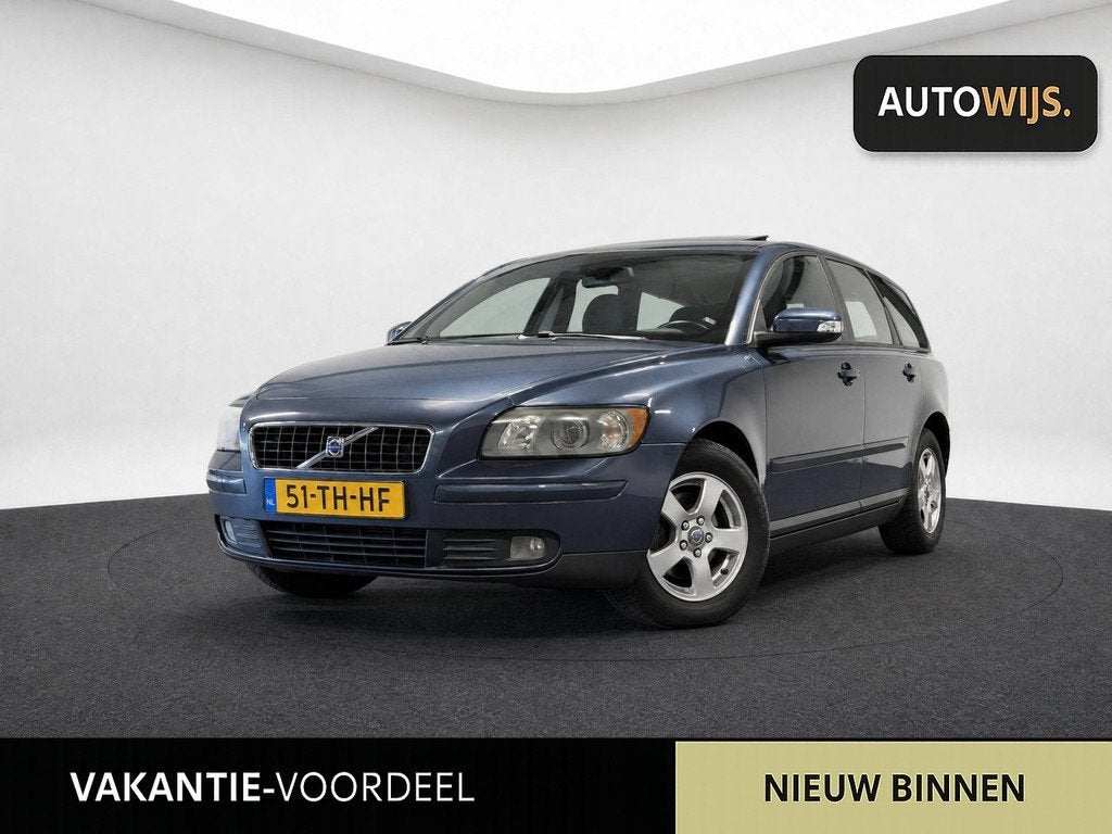 Volvo V50 1.8 Edition II|NL AUTO|PANO|LM-VELG|XENON|, Auto's, Volvo, Voorwielaandrijving, Stof, Gebruikt, Zwart
