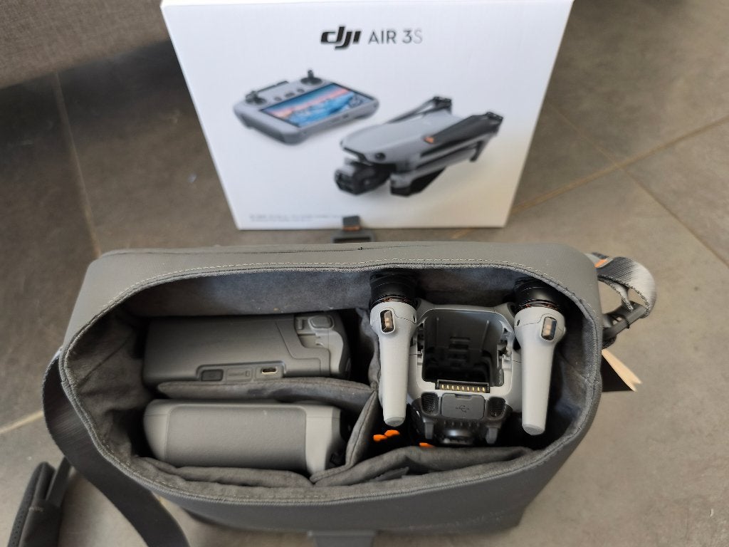 Dji air 3s fly more combo nieuwe staat, Ophalen, Zo goed als nieuw, Quadcopter of Multicopter, RTF (Ready to Fly)