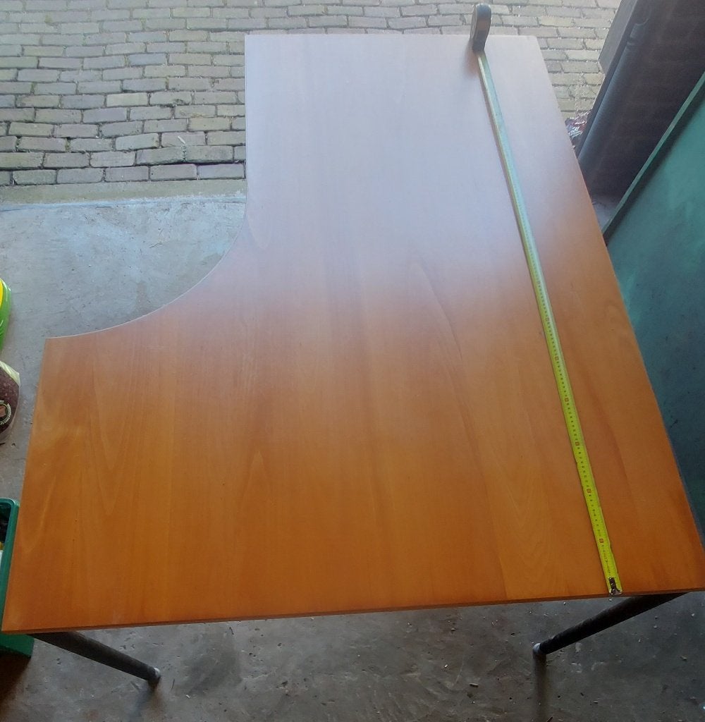 L-vormig bureau, Ophalen, 160 cm, Gebruikt, In hoogte verstelbaar