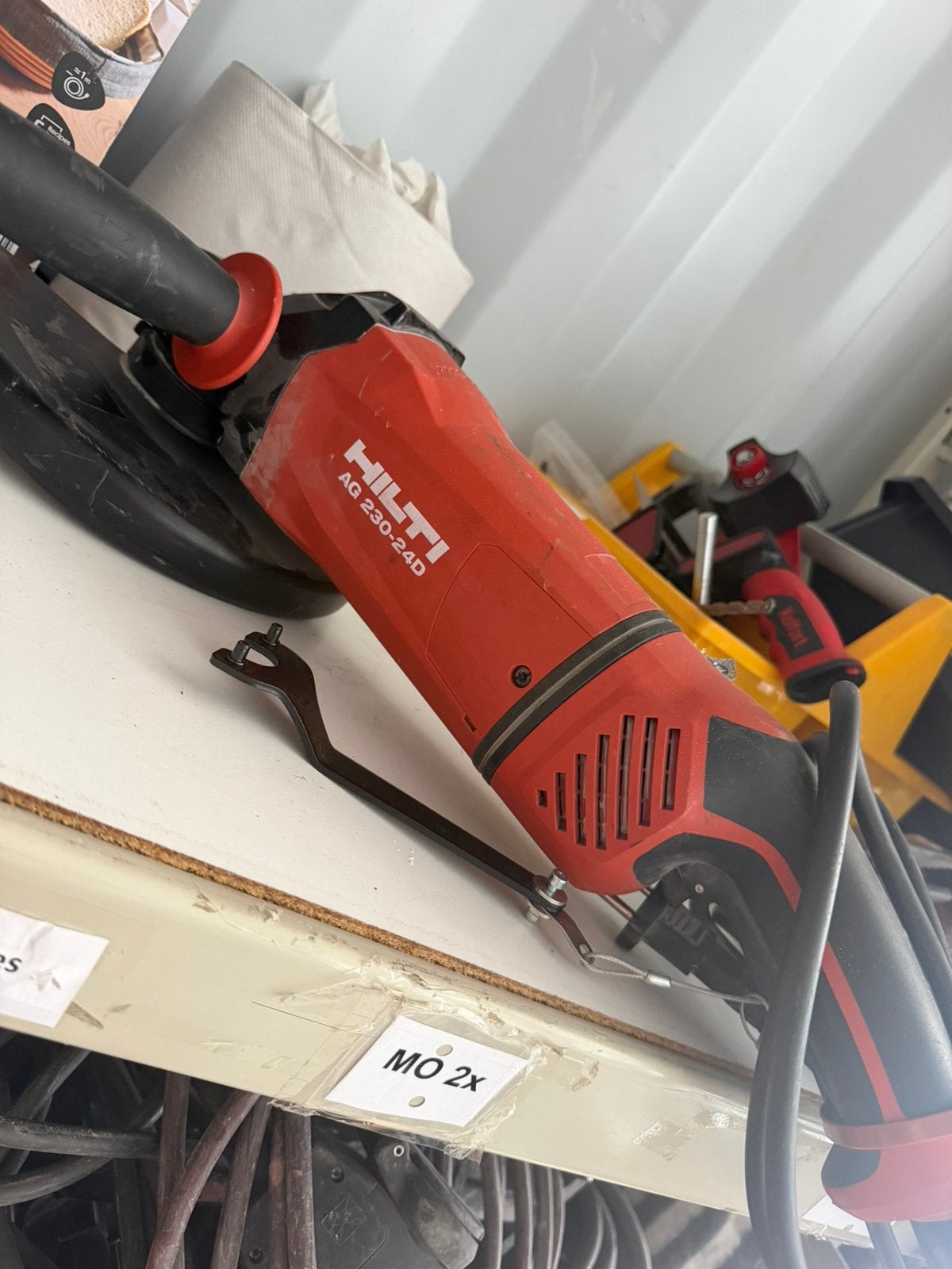 Hilti 230 mm slijptol, Ophalen, Zo goed als nieuw, 1000 watt of meer, Haakse handslijpmachine