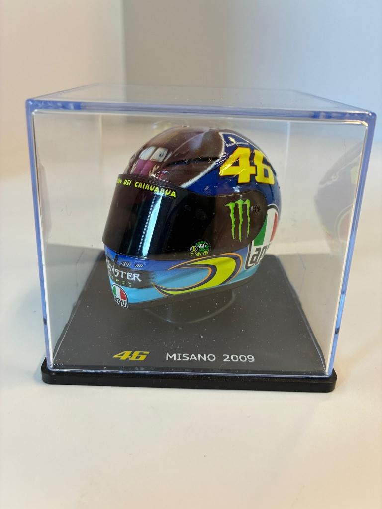 69755: Helm - MotoGP - Valentino Rossi - Misano 2009 - 1:5, Overige typen, Zo goed als nieuw, Bachsatztstr. 54 D 72131 Ofterdingen, Germany