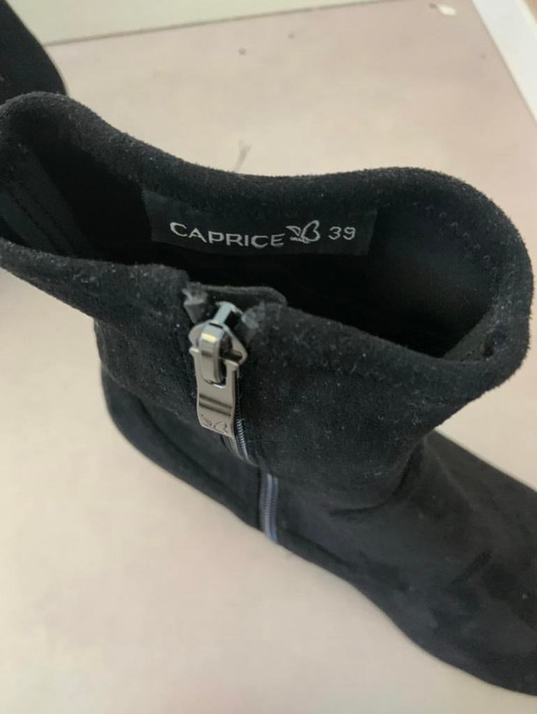 Mooie zwarte Caprice enkellaarzen, maat 39, Ophalen of Verzenden, Zo goed als nieuw, Zwart, Lage of Enkellaarzen