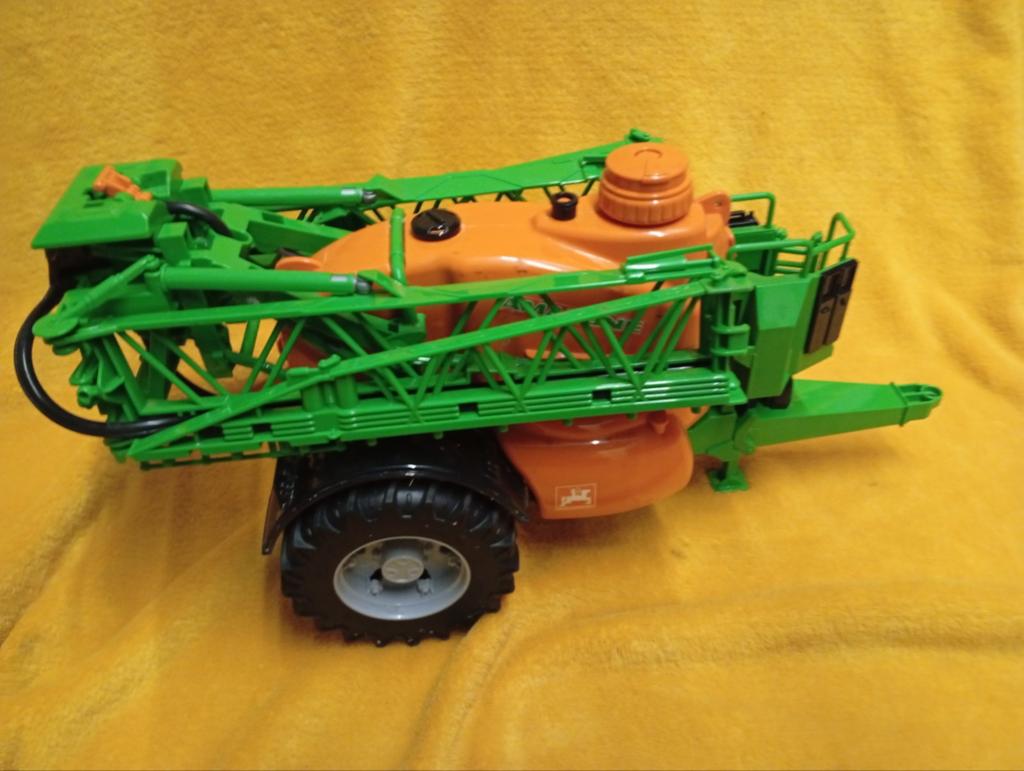 Amezone veldspuit bruder, Ophalen of Verzenden, Zo goed als nieuw, Tractor of Landbouw, Overige merken