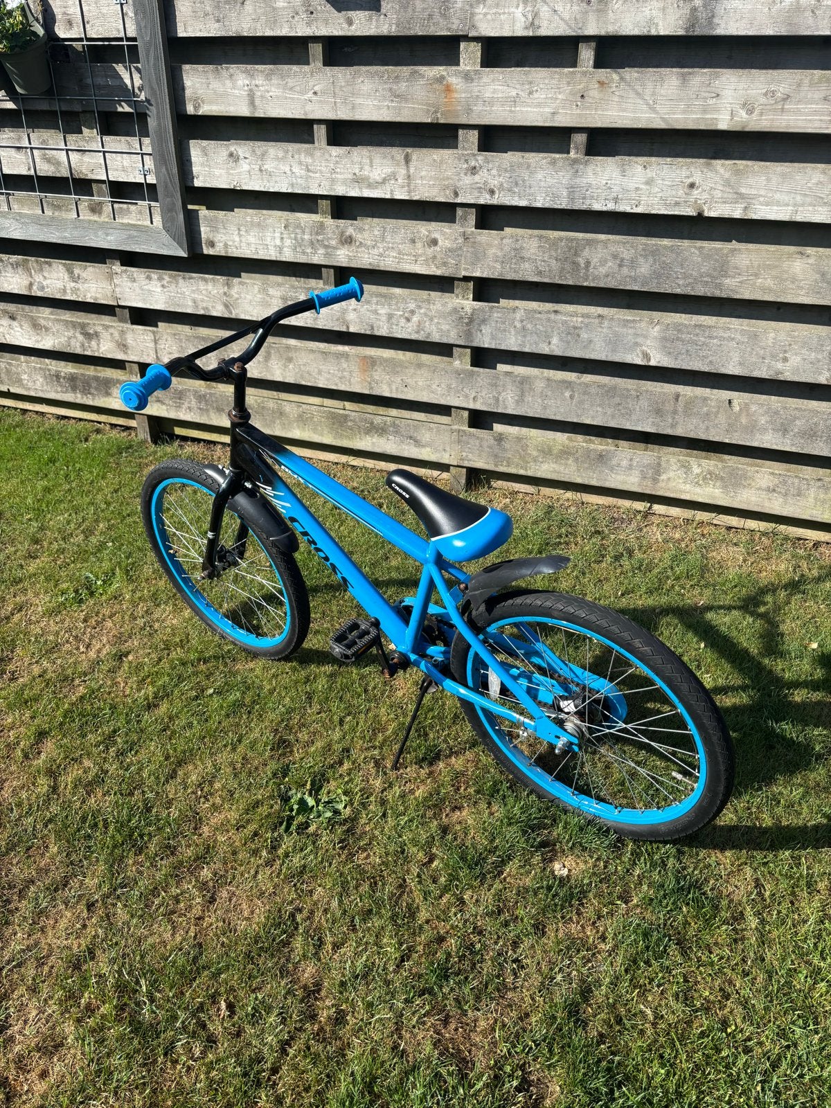 Kinderfiets-crossfiets, Fietsen en Brommers, Ophalen, Zo goed als nieuw, Terugtraprem, 20 inch of meer